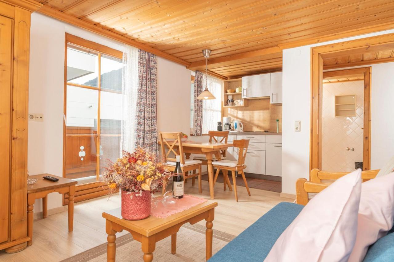 Appartements Bernhofer ザールバッハ・ヒンターグレム エクステリア 写真