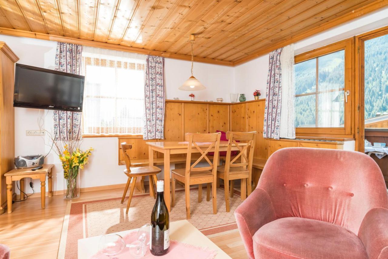 Appartements Bernhofer ザールバッハ・ヒンターグレム エクステリア 写真
