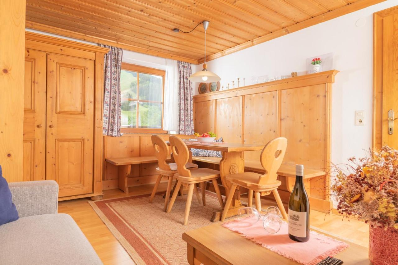 Appartements Bernhofer ザールバッハ・ヒンターグレム エクステリア 写真